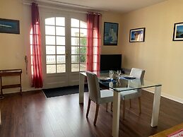 Apartment in Loctudy by Lodonnec Beach