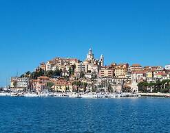 Apartment in Imperia Near Watersports