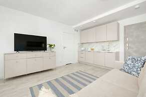 Comfortable Apartment, Swimming Pool, Pobierowo