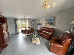 Pretty Terraced House Near the Beach, Damgan