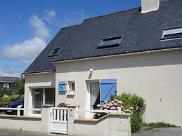 Pretty Terraced House Near the Beach, Damgan