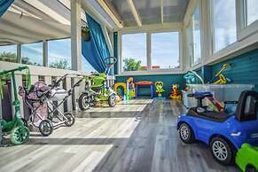 House With Terrace, Pool, Sauna, Whirlpool, Rewal