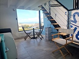 Villa With Superb sea View, Beach Access 400 m