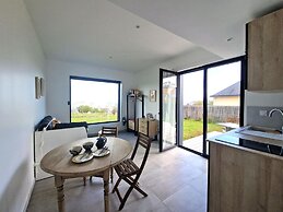 Villa With Superb sea View, Beach Access 400 m