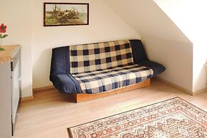 Apartment in ?winouj?cie With Garden