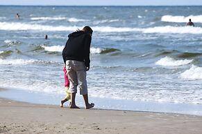 Apartment in ?winouj?cie With Garden