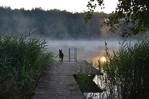 Two-storey Holiday House by the Lake, Klepnica