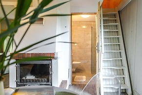 Two-storey Holiday House by the Lake, Klepnica