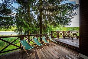 Two-storey Holiday House by the Lake, Klepnica