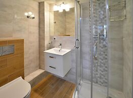 Apartment in Kolobrzeg With Parking Space