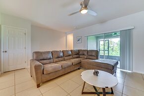12 Mi to Disney Parks: Townhome w/ Pool Access!