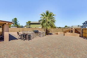 Glendale Gem: Outdoor Pool Table & Kitchen!