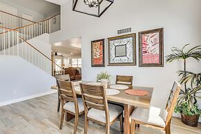 Glendale Gem: Outdoor Pool Table & Kitchen!