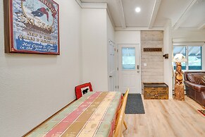 Near Hiking: Renovated Breck Condo w/ Tennis Court