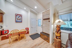 Near Hiking: Renovated Breck Condo w/ Tennis Court
