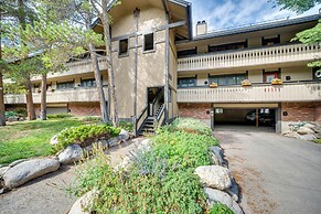 Near Hiking: Renovated Breck Condo w/ Tennis Court