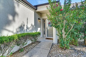 Branson Getaway w/ Pool Access < 4 Mi to 76 Strip!