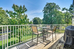 Branson Getaway w/ Pool Access < 4 Mi to 76 Strip!