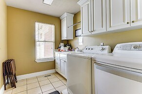 Sprawling Utah Mansion w/ Private Hot Tub & Sauna