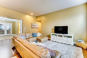 Sprawling Utah Mansion w/ Private Hot Tub & Sauna