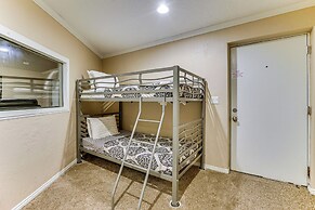 Sprawling Utah Mansion w/ Private Hot Tub & Sauna