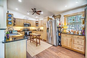 Cabin w/ Hot Tub, Deck & Mtn Views in Westcliffe!