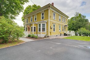 'the Hendrick House' ~ 16 Mi to Sebago Lake!