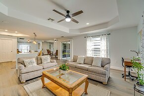 3 Mi to Golf: Getaway w/ Lanai in Cape Coral
