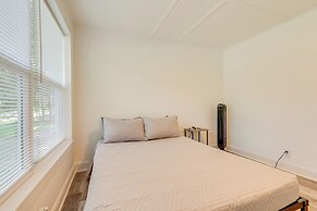 Charming Mobile Vacation Rental: 4 Mi to Downtown!