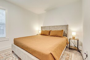 Charming Mobile Vacation Rental: 4 Mi to Downtown!