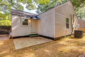 Charming Mobile Vacation Rental: 4 Mi to Downtown!