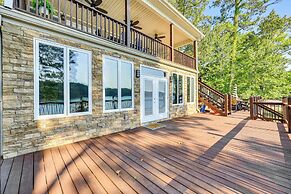 Lewis Smith Lake Retreat w/ Dock & Deck!