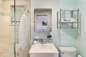 Waterfront Key Colony Beach Home w/ Golf Cart!