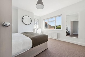 Fern House - Cosy 3 Bedroom House With Garden