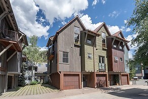 Owl Meadows 23 2 Bedroom Townhouse by RedAwning