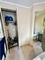 Luxury Caravan on Family Park Near Bournemouth