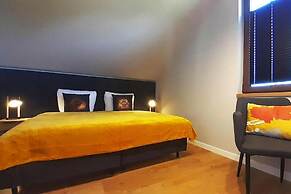 Holiday Resort With Sauna and Jacuzzi, Mielenko