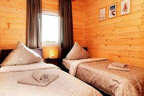Holiday Village With Pool and Sauna, Gaski