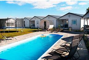 Holiday Village With Pool and Sauna, Gaski