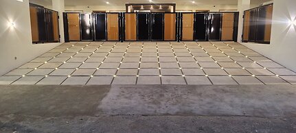 Nandhavanam A Business Class Residency