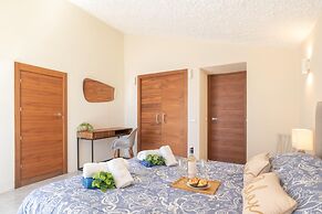 Bahia Dorada Complete Villa