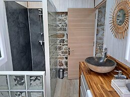 Breton Granite Stone House, Camaret-sur-mer