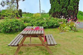 Holiday Home in Telgruc-sur-mer, Near Beach