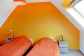 Holiday Home in Telgruc-sur-mer, Near Beach
