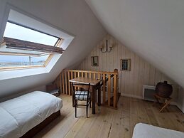 Breton Property With sea View, Plougasnou