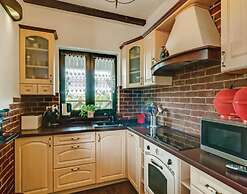 Comfortable Holiday Home on Lake Jamno, Podamirowo