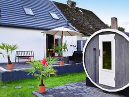 Holiday Home With Pool and Sauna, Choczewo