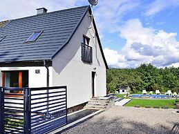 Holiday Home With Pool and Sauna, Choczewo