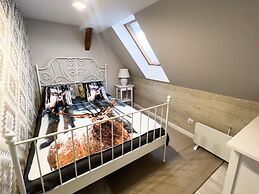 Holiday Home With Pool and Sauna, Choczewo