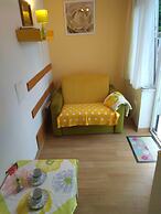 Studio fur Eine Person in der Nahe des Meeres